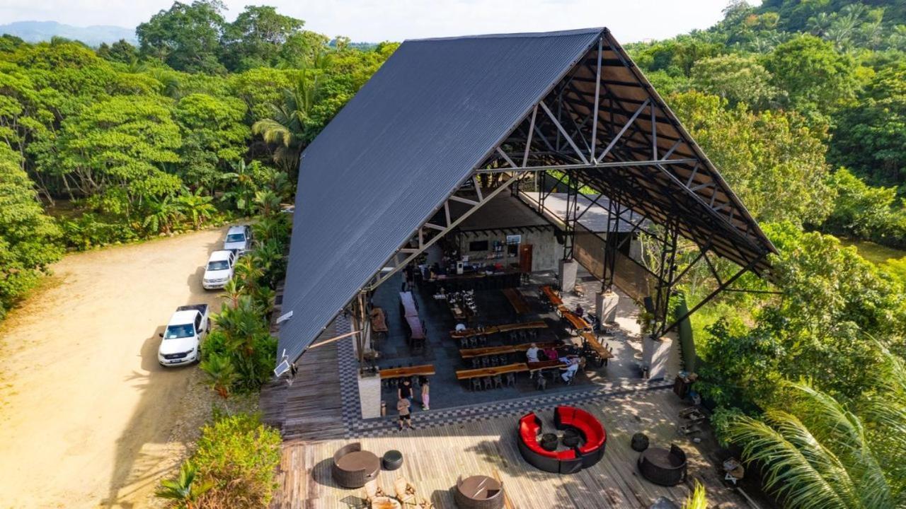 The Firefly Resort Semporna Exterior foto